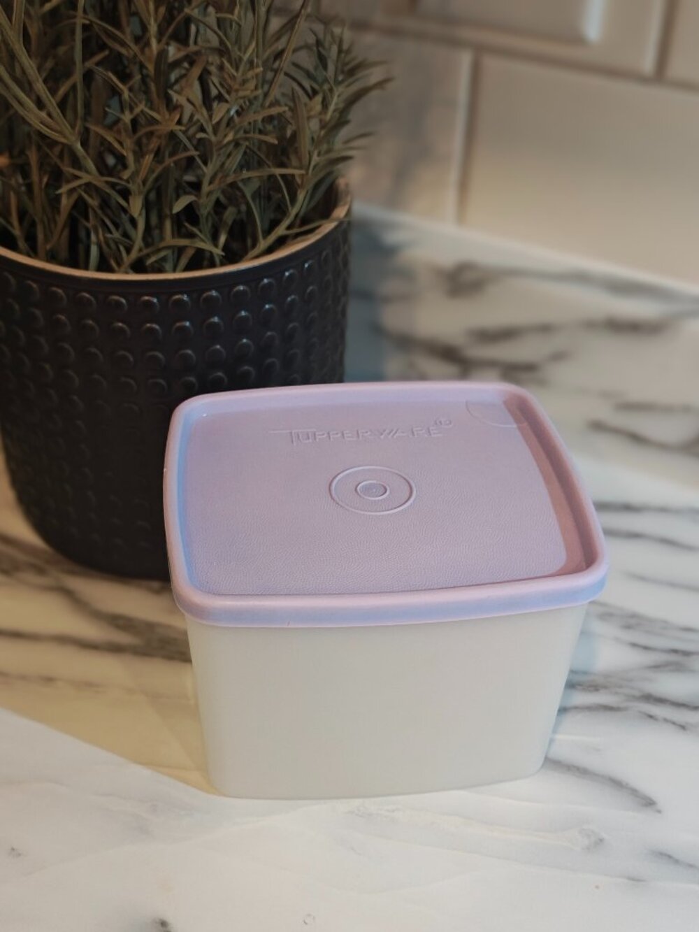 Vintage Tupperware 312-16 30 oz Storage Container with Lid Square Round